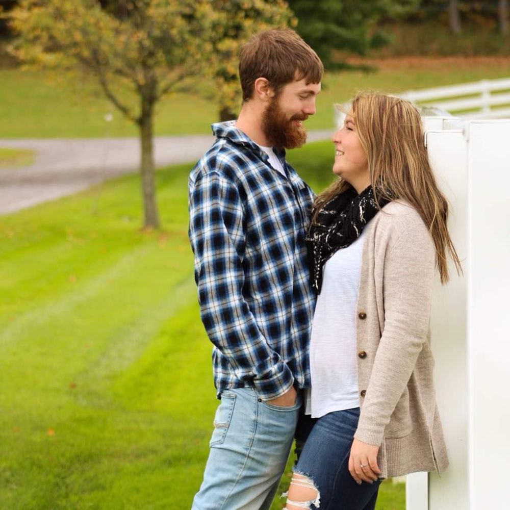 Meet your Posher, Hali